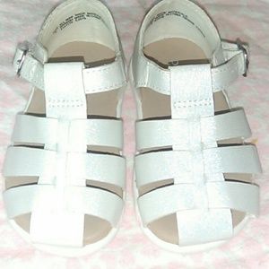 Size 5 Childers place sandals